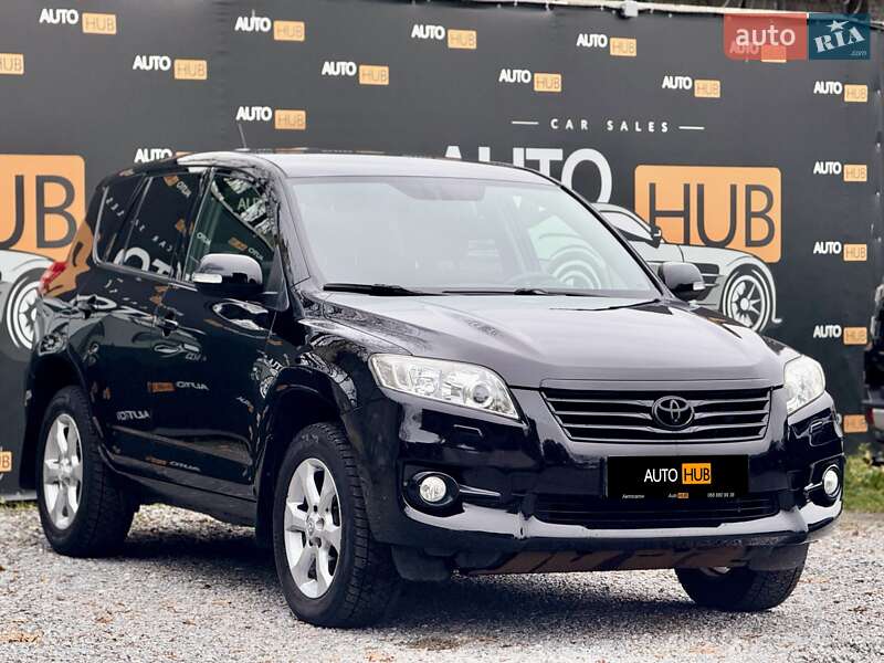 Внедорожник / Кроссовер Toyota RAV4 2010 в Харькове