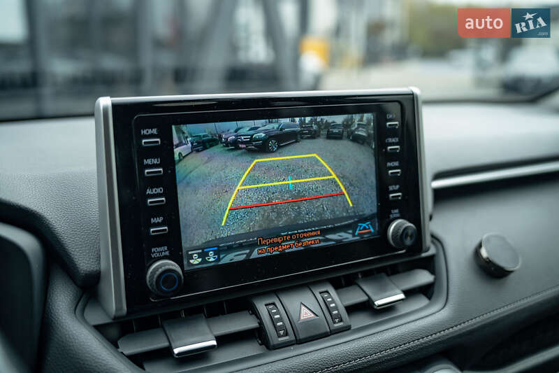 Внедорожник / Кроссовер Toyota RAV4 2019 в Черновцах