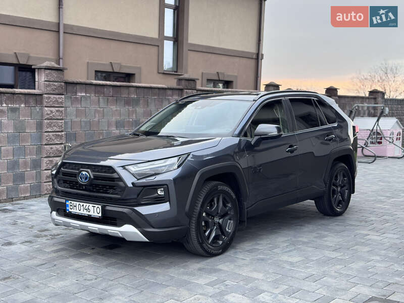 Внедорожник / Кроссовер Toyota RAV4 2023 в Ровно фото 2 Внедорожник / Кроссовер Toyota RAV4 2023 в Ровно
