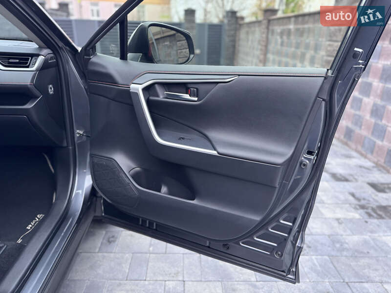 Внедорожник / Кроссовер Toyota RAV4 2023 в Ровно фото 28 Внедорожник / Кроссовер Toyota RAV4 2023 в Ровно