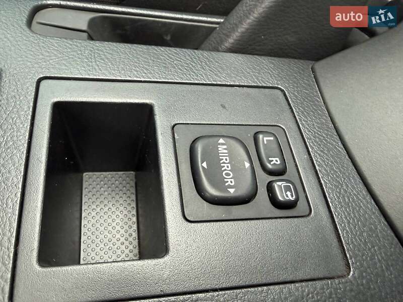 Внедорожник / Кроссовер Toyota RAV4 2008 в Харькове