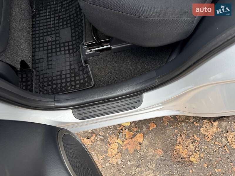 Внедорожник / Кроссовер Toyota RAV4 2008 в Харькове