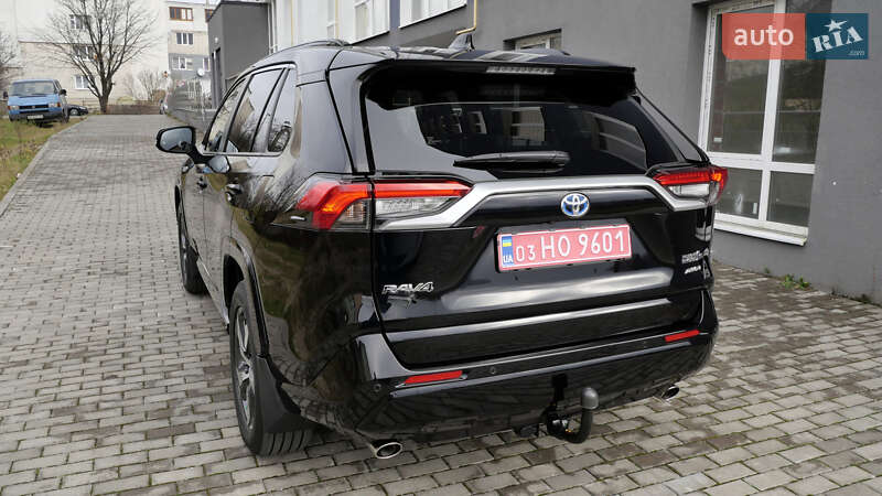Позашляховик / Кросовер Toyota RAV4 2020 в Львові