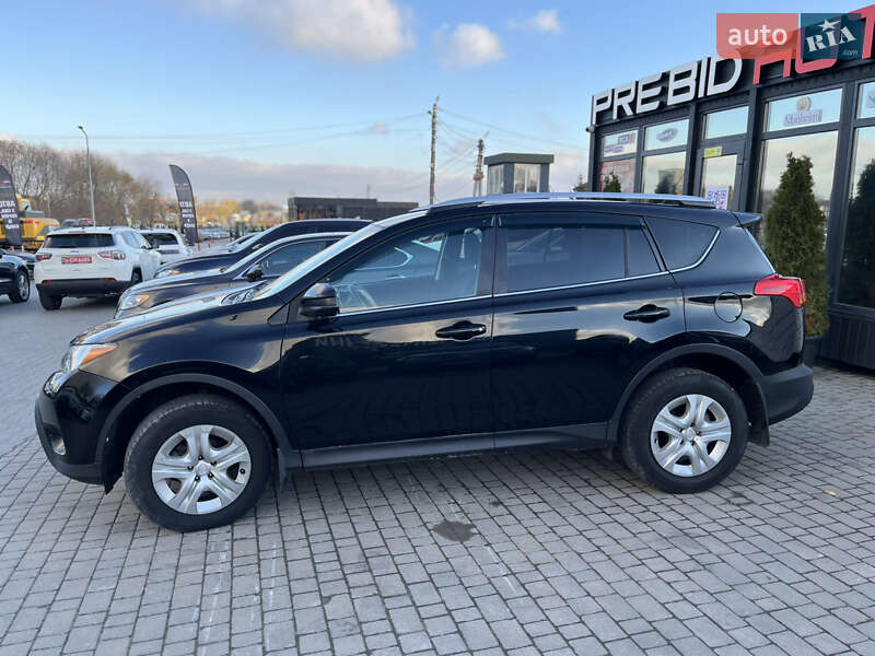 Позашляховик / Кросовер Toyota RAV4 2015 в Львові