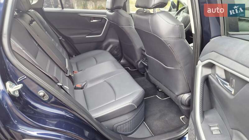 Внедорожник / Кроссовер Toyota RAV4 2023 в Киеве фото 22 Внедорожник / Кроссовер Toyota RAV4 2023 в Киеве