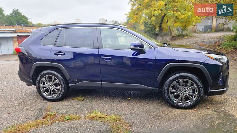 Внедорожник / Кроссовер Toyota RAV4 2023 в Киеве фото 17 Внедорожник / Кроссовер Toyota RAV4 2023 в Киеве