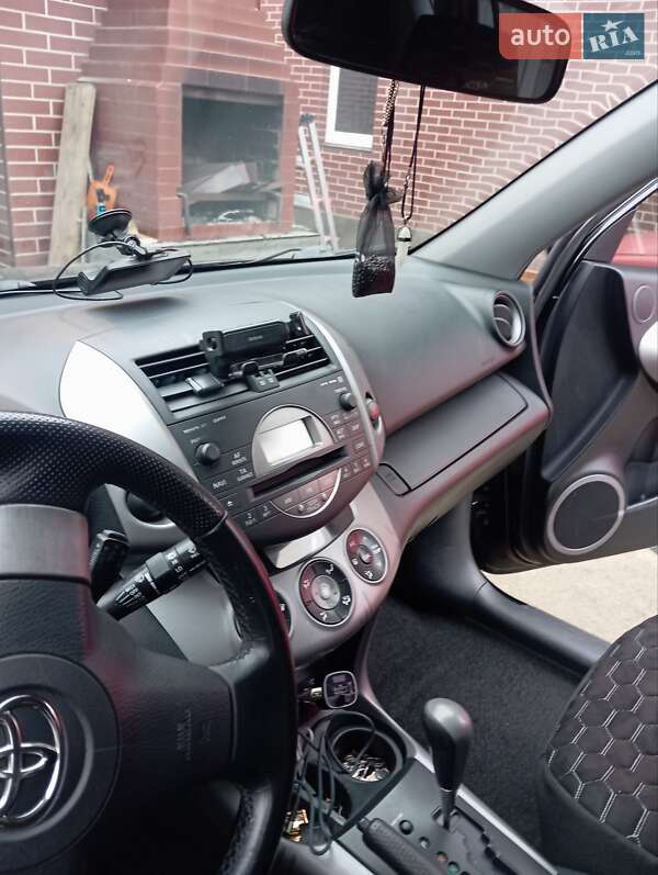 Позашляховик / Кросовер Toyota RAV4 2008 в Василькові