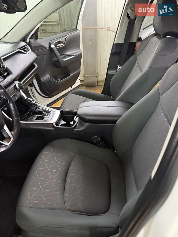 Позашляховик / Кросовер Toyota RAV4 2019 в Боярці