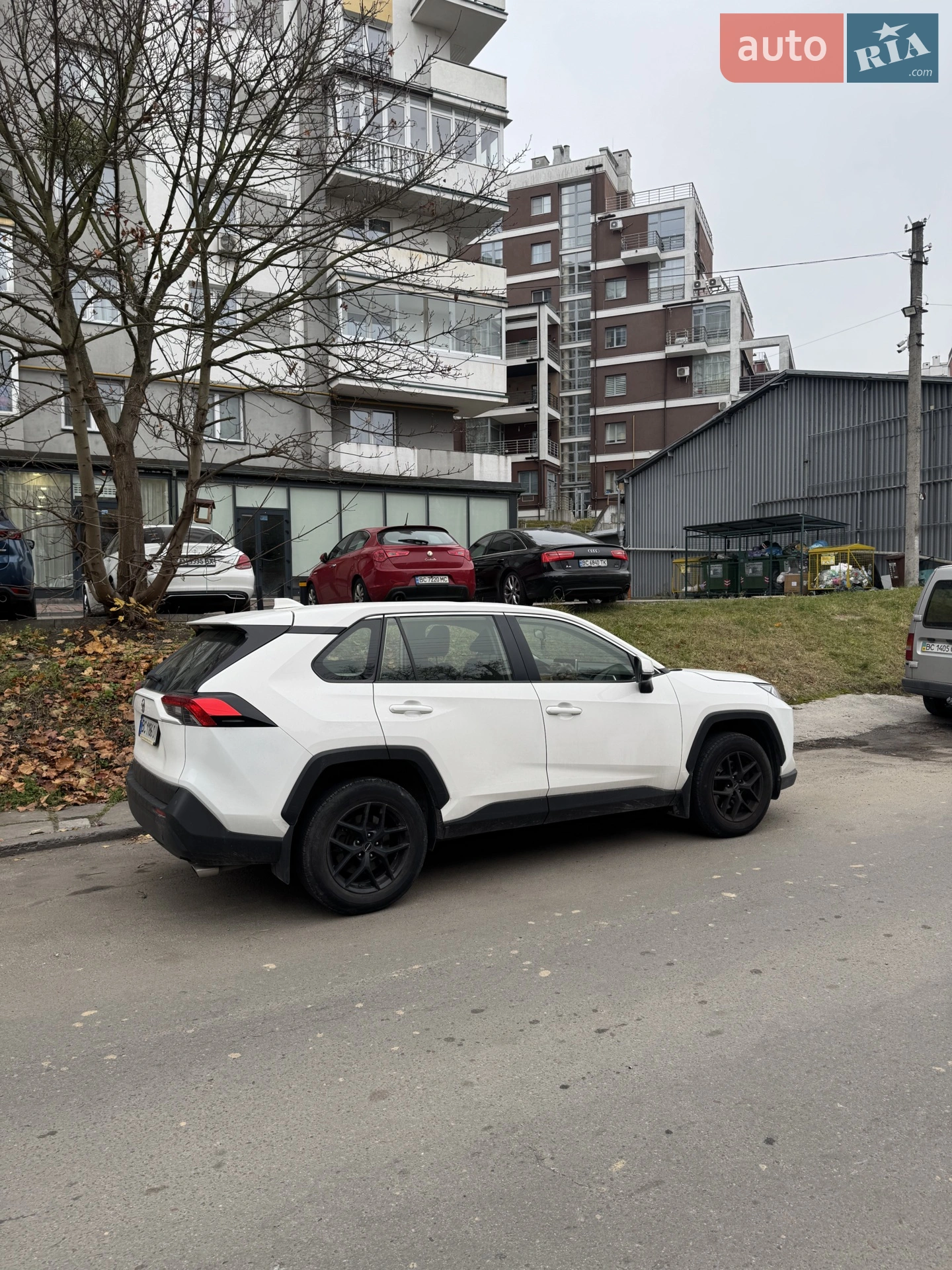 2020 Toyota RAV 4 - мініатюра 10