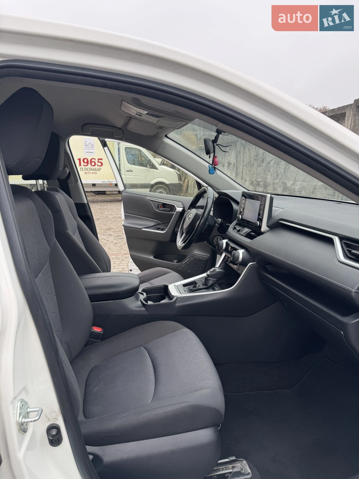 2020 Toyota RAV 4 - мініатюра 18