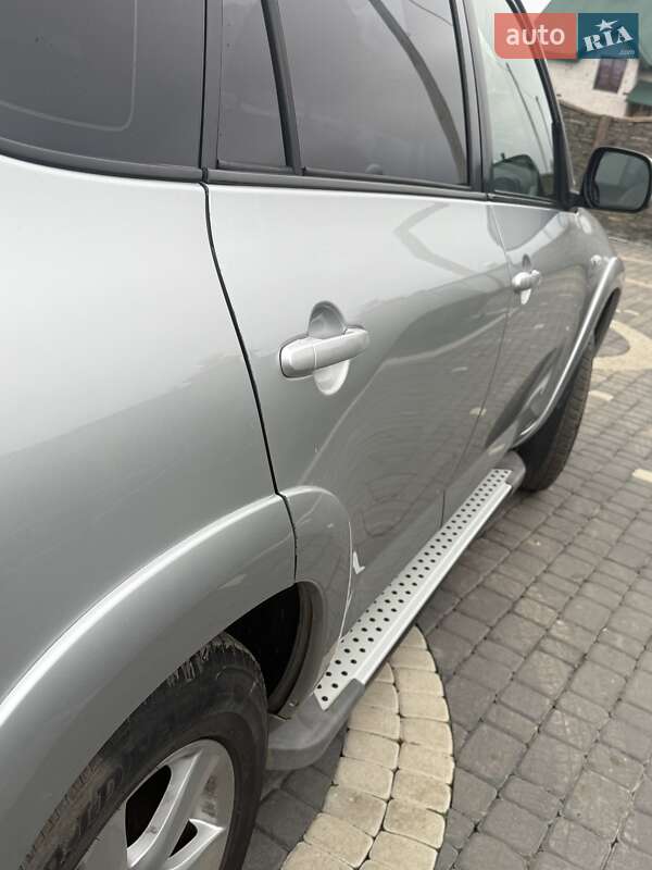 Внедорожник / Кроссовер Toyota RAV4 2007 в Жовкве