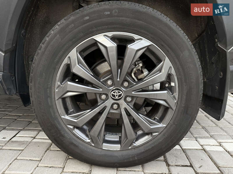 Позашляховик / Кросовер Toyota RAV4 2023 в Львові фото 26 Позашляховик / Кросовер Toyota RAV4 2023 в Львові