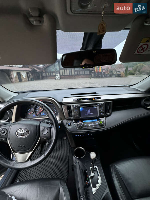 Внедорожник / Кроссовер Toyota RAV4 2013 в Любомле