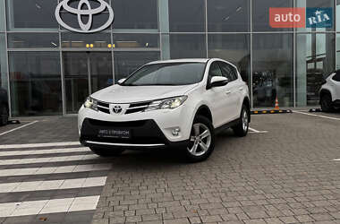 Внедорожник / Кроссовер Toyota RAV4 2014 в Ровно