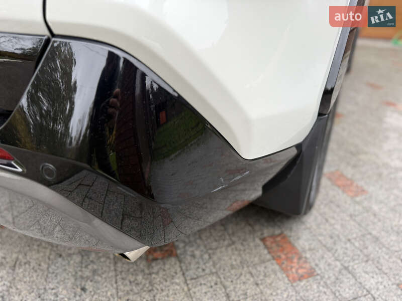 Внедорожник / Кроссовер Toyota RAV4 2021 в Киеве