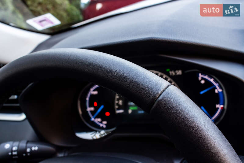 Внедорожник / Кроссовер Toyota RAV4 2025 в Львове