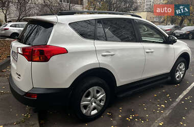 Позашляховик / Кросовер Toyota RAV4 2014 в Києві