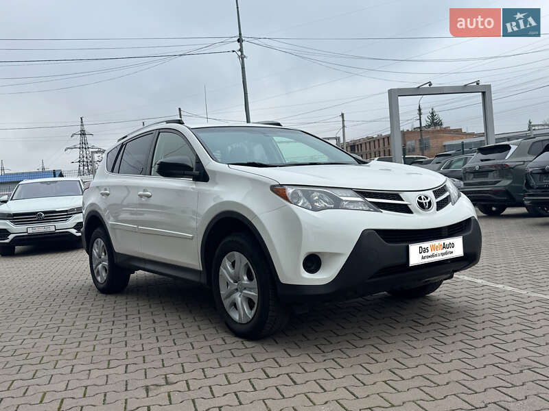Внедорожник / Кроссовер Toyota RAV4 2015 в Черновцах фото 3 Внедорожник / Кроссовер Toyota RAV4 2015 в Черновцах