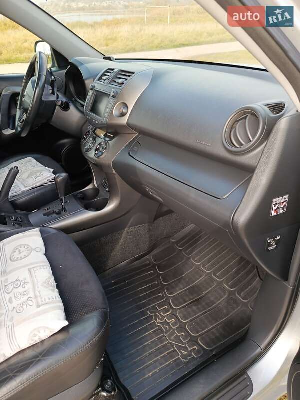 Внедорожник / Кроссовер Toyota RAV4 2010 в Деражне фото 17 Внедорожник / Кроссовер Toyota RAV4 2010 в Деражне