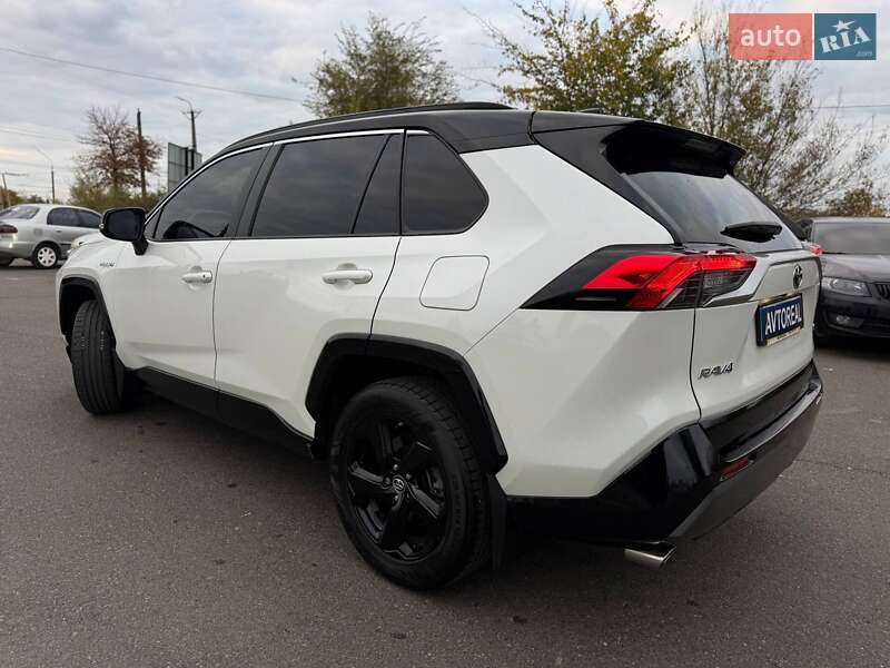 Позашляховик / Кросовер Toyota RAV4 2019 в Кривому Розі