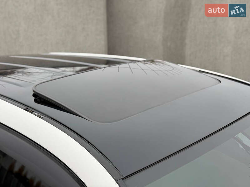 Позашляховик / Кросовер Toyota RAV4 2012 в Дніпрі