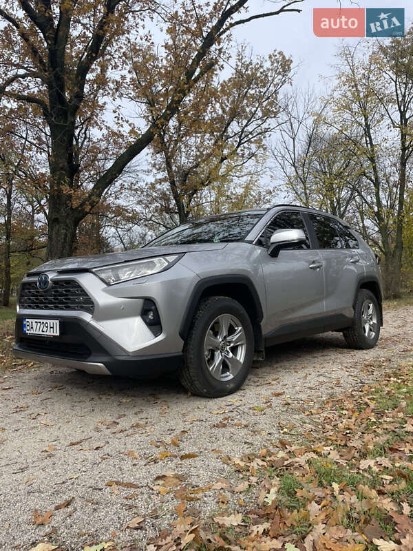 Позашляховик / Кросовер Toyota RAV4 2024 в Кропивницькому фото 2 Позашляховик / Кросовер Toyota RAV4 2024 в Кропивницькому