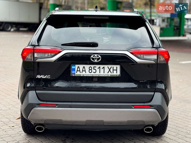 Внедорожник / Кроссовер Toyota RAV4 2019 в Киеве фото 5 Внедорожник / Кроссовер Toyota RAV4 2019 в Киеве