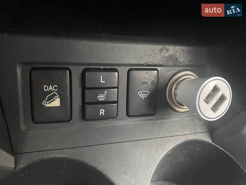 Позашляховик / Кросовер Toyota RAV4 2007 в Житомирі фото 25 Позашляховик / Кросовер Toyota RAV4 2007 в Житомирі