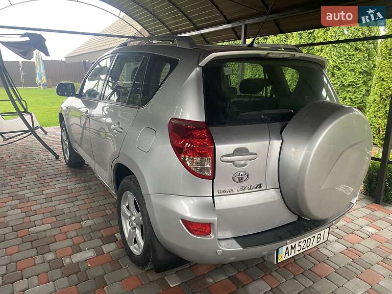 Позашляховик / Кросовер Toyota RAV4 2007 в Житомирі фото 6 Позашляховик / Кросовер Toyota RAV4 2007 в Житомирі
