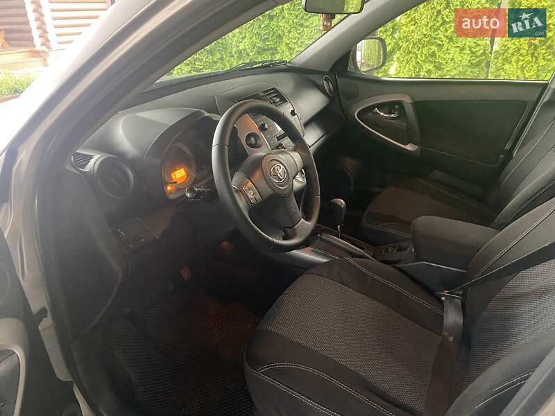 Позашляховик / Кросовер Toyota RAV4 2007 в Житомирі фото 37 Позашляховик / Кросовер Toyota RAV4 2007 в Житомирі