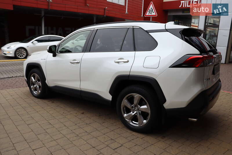 Позашляховик / Кросовер Toyota RAV4 2020 в Львові фото 9 Позашляховик / Кросовер Toyota RAV4 2020 в Львові