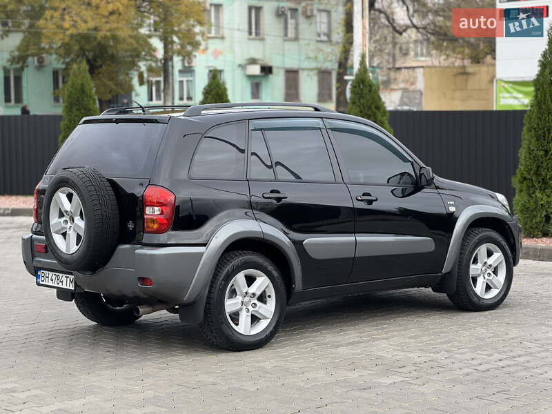 Внедорожник / Кроссовер Toyota RAV4 2004 в Одессе
