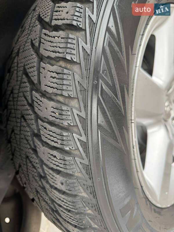 Внедорожник / Кроссовер Toyota RAV4 2004 в Одессе