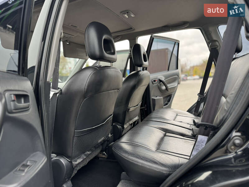 Внедорожник / Кроссовер Toyota RAV4 2004 в Одессе