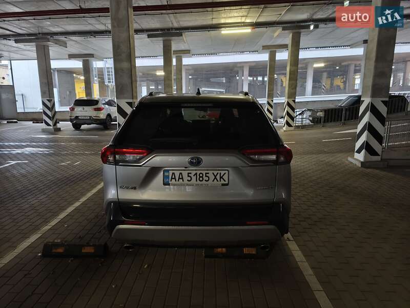 Внедорожник / Кроссовер Toyota RAV4 2019 в Киеве фото 12 Внедорожник / Кроссовер Toyota RAV4 2019 в Киеве