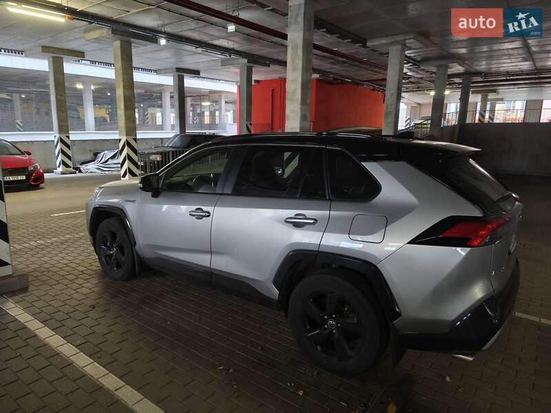 Внедорожник / Кроссовер Toyota RAV4 2019 в Киеве фото 13 Внедорожник / Кроссовер Toyota RAV4 2019 в Киеве