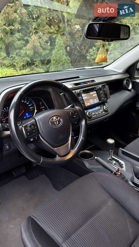 Внедорожник / Кроссовер Toyota RAV4 2013 в Ровно фото 9 Внедорожник / Кроссовер Toyota RAV4 2013 в Ровно