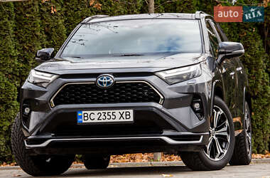Внедорожник / Кроссовер Toyota RAV4 2022 в Львове