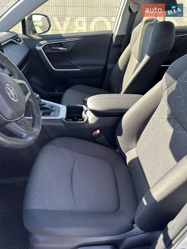 Внедорожник / Кроссовер Toyota RAV4 2024 в Одессе фото 12 Внедорожник / Кроссовер Toyota RAV4 2024 в Одессе