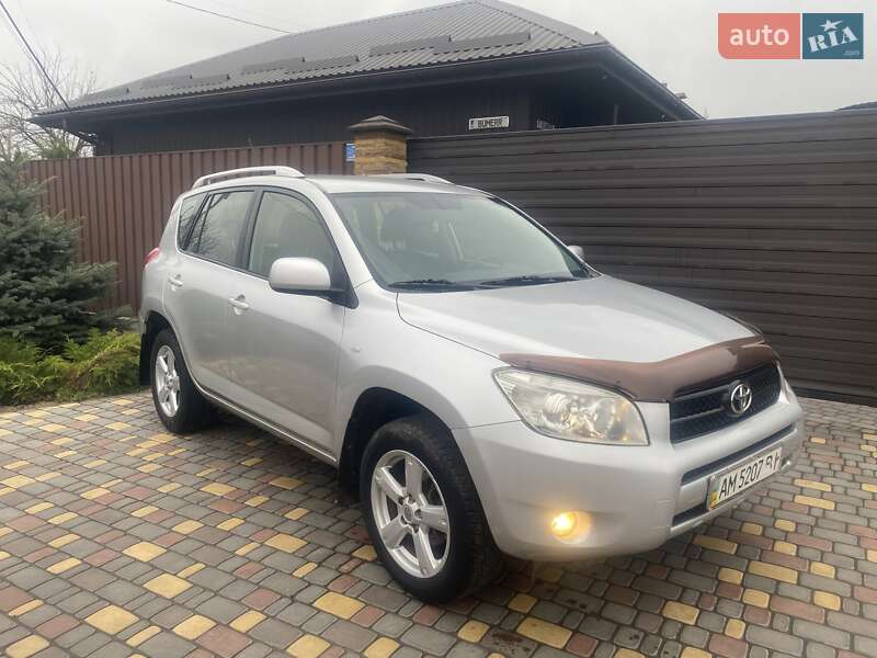 Позашляховик / Кросовер Toyota RAV4 2007 в Житомирі фото Позашляховик / Кросовер Toyota RAV4 2007 в Житомирі