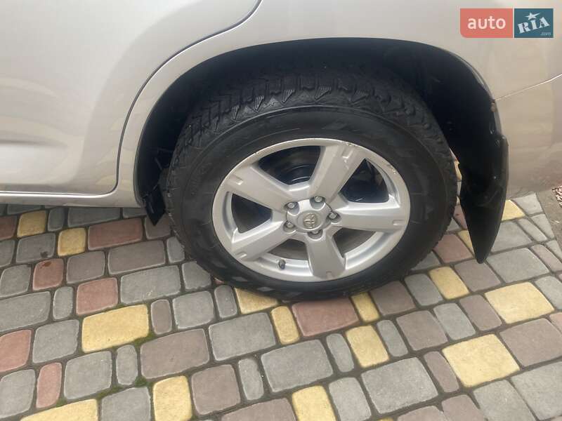 Позашляховик / Кросовер Toyota RAV4 2007 в Житомирі фото 46 Позашляховик / Кросовер Toyota RAV4 2007 в Житомирі