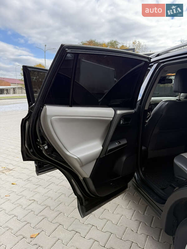 Позашляховик / Кросовер Toyota RAV4 2013 в Тернополі фото 32 Позашляховик / Кросовер Toyota RAV4 2013 в Тернополі