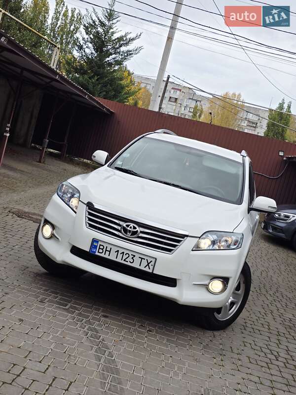 Внедорожник / Кроссовер Toyota RAV4 2010 в Одессе фото 14 Внедорожник / Кроссовер Toyota RAV4 2010 в Одессе
