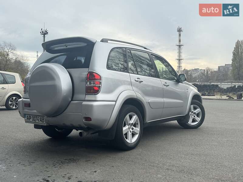 Позашляховик / Кросовер Toyota RAV4 2004 в Одесі