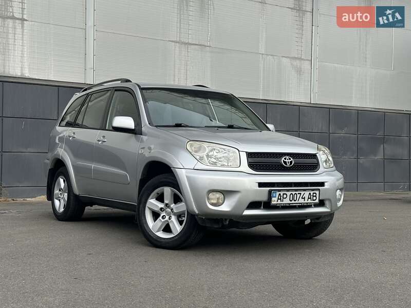 Позашляховик / Кросовер Toyota RAV4 2004 в Одесі