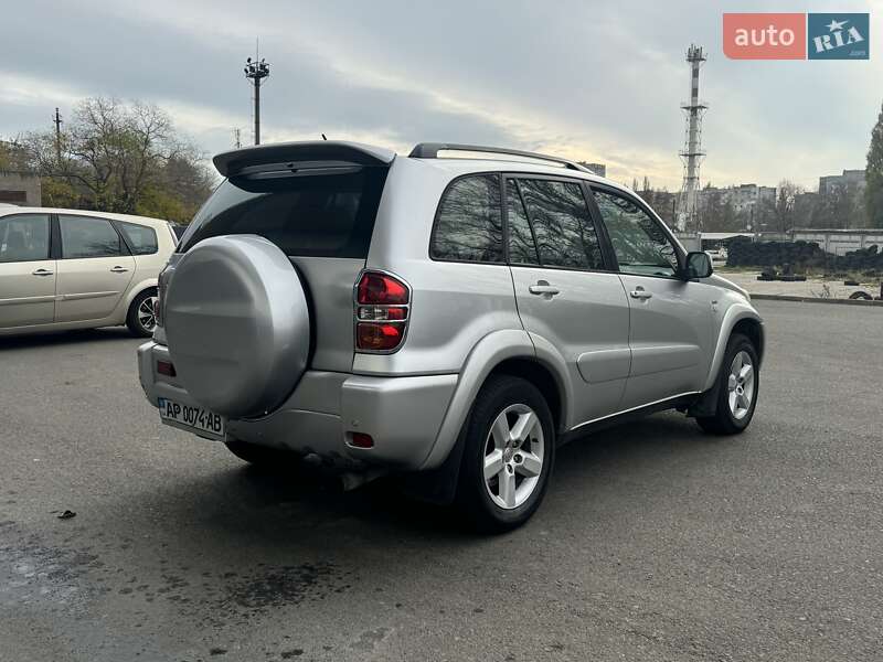 Позашляховик / Кросовер Toyota RAV4 2004 в Одесі