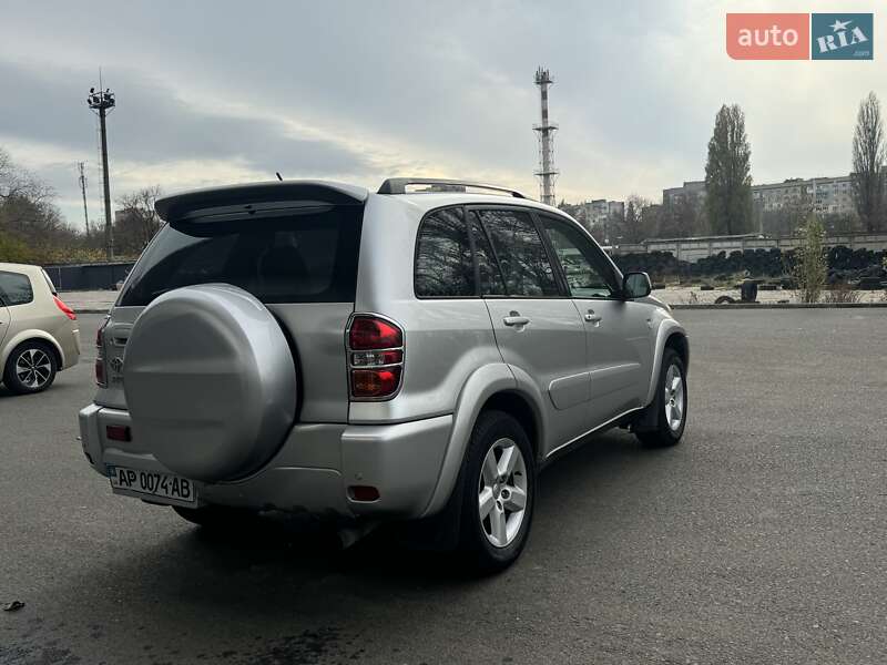 Позашляховик / Кросовер Toyota RAV4 2004 в Одесі