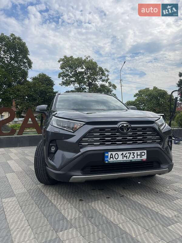 Внедорожник / Кроссовер Toyota RAV4 2022 в Ужгороде фото Внедорожник / Кроссовер Toyota RAV4 2022 в Ужгороде