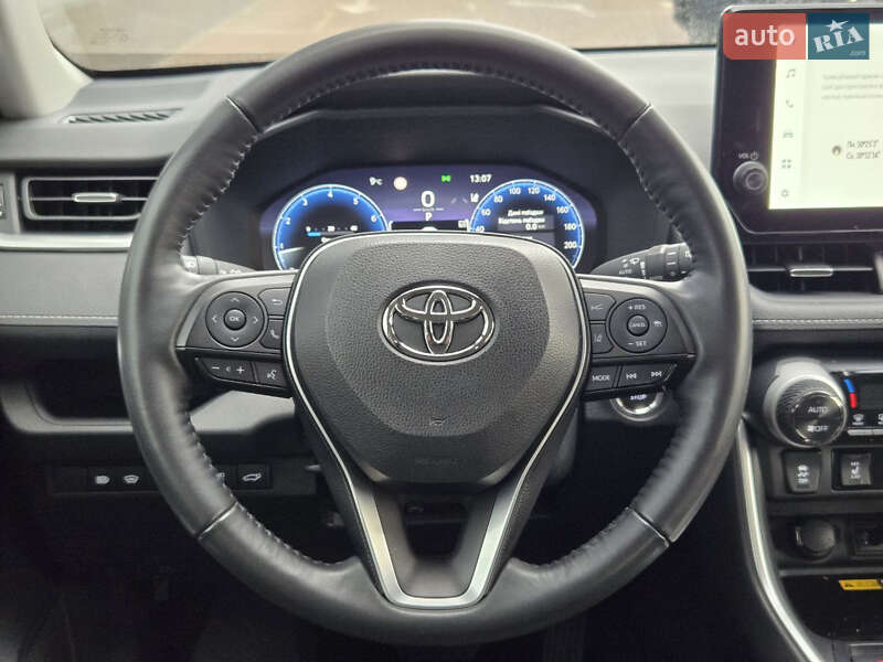 Позашляховик / Кросовер Toyota RAV4 2023 в Києві фото 14 Позашляховик / Кросовер Toyota RAV4 2023 в Києві