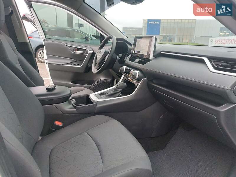Внедорожник / Кроссовер Toyota RAV4 2024 в Киеве фото 20 Внедорожник / Кроссовер Toyota RAV4 2024 в Киеве